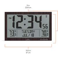 Horloge à réglage automatique à calendrier complet avec de très grands caractères, Numérique, À piles, Brun OR498 | Planification Entrepots Molloy