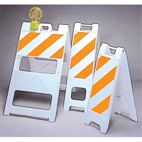 Barricades, Repliable, 25" lo x 45" h, Orange/Blanc SEK538 | Planification Entrepots Molloy
