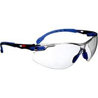 Lunettes de s&eacute;curit&eacute; Solus avec lentille Scotchgard, Lentille Int&eacute;rieur/ext&eacute;rieur, Antibu&eacute;e, R&eacute;pond ou surpasse la norme CSA Z94.3 Planification Entrepots Molloy