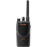 Radio portative de s&eacute;rie BPR40, Bande UHF/VHF, 8 canaux, Port&eacute;e 300 000 pi² Planification Entrepots Molloy
