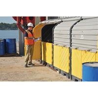 P16 Plus Ultra-Hard Top Spill Pallets sans drain, 250" lo x 79" la x 62" h, Capacit&eacute; de charge 9000 lb Planification Entrepots Molloy