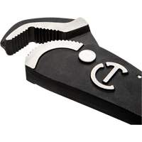 Cl&eacute; bimat&eacute;riau auto-ajustable pour tuyau, Cap des m&acirc;choires 1-1/2", Longueur 12", Fini Oxyde noir, Prise Coussin&eacute;e Planification Entrepots Molloy