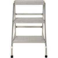 Aluminum Step Stand, 3 Step(s), 22-13/16" W x 34-9/16" L x 30" H, 500 lbs. Capacity VD459 | Planification Entrepots Molloy