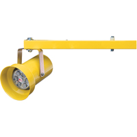 Lampes DEL en métal pour quai de chargement XD041 | Planification Entrepots Molloy