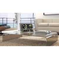 Jumbo Clock, Digital, Battery Operated, 16.5" W x 1.7" D x 11" H, Silver XD075 | Planification Entrepots Molloy